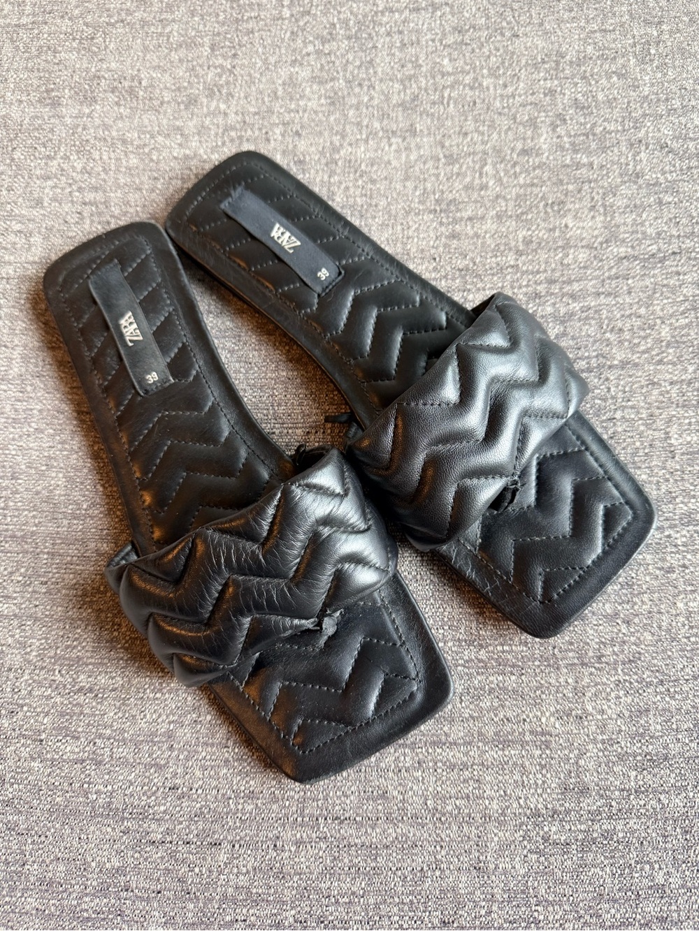 ZARA Flat Padded Leather Sandals